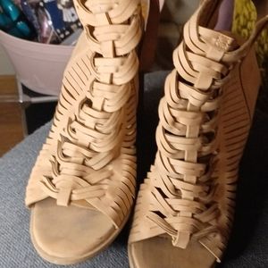 Open toe braided boot
